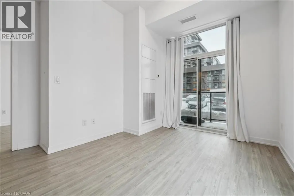450 DUNDAS E/S Street E Unit# 115, #115