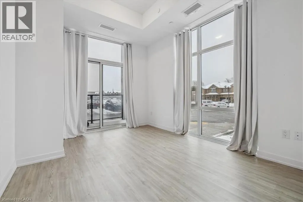 450 DUNDAS E/S Street E Unit# 115, #115