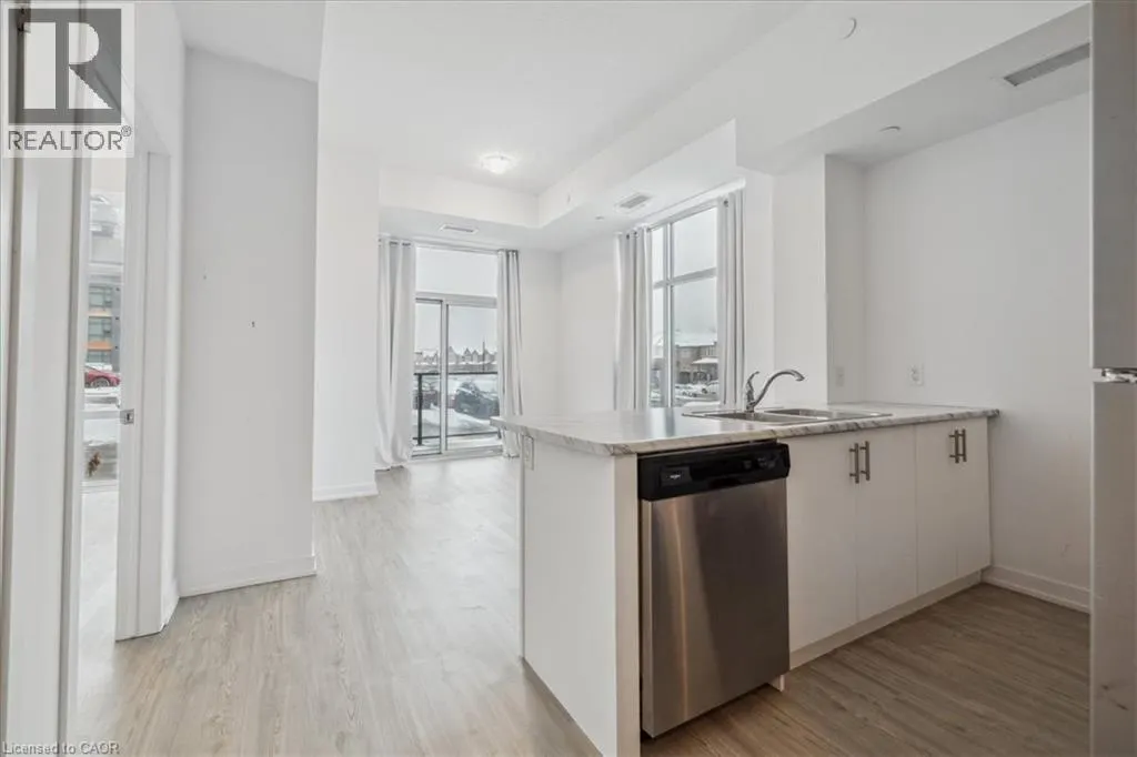 450 DUNDAS E/S Street E Unit# 115, #115
