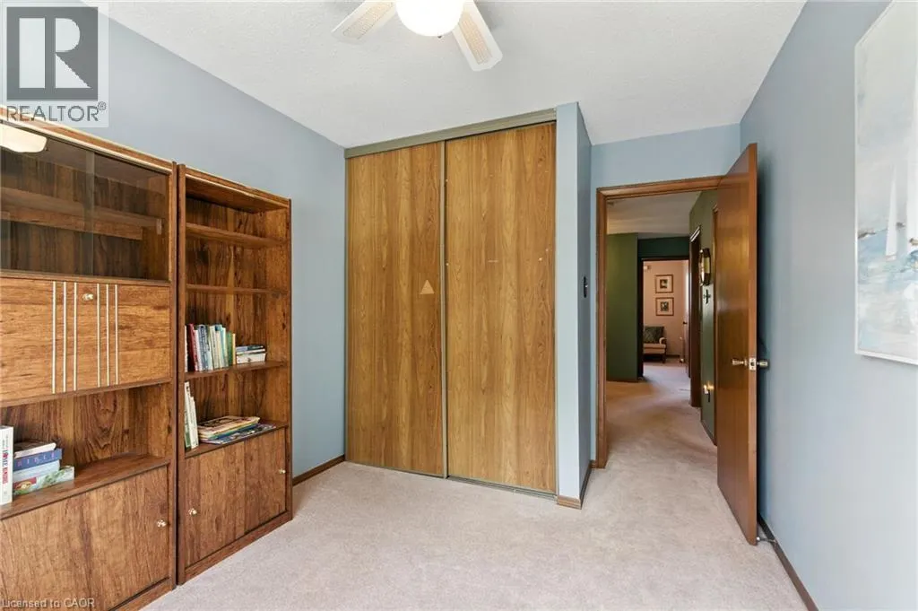 39 MEGNA Court