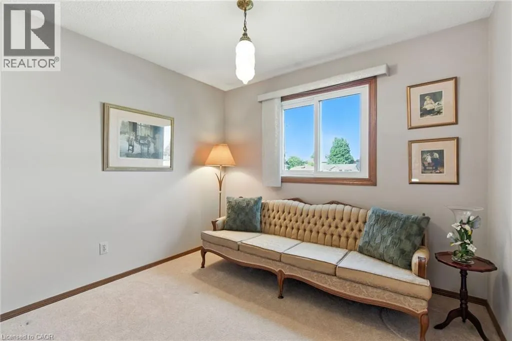 39 MEGNA Court