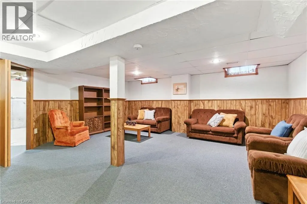 39 MEGNA Court