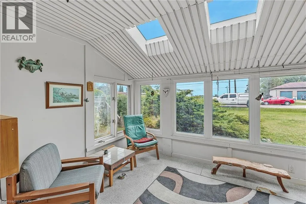 614 GOLF CLUB Road