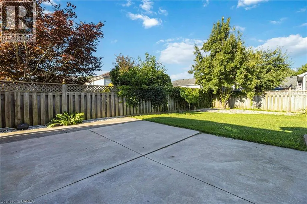 5 CORK Crescent