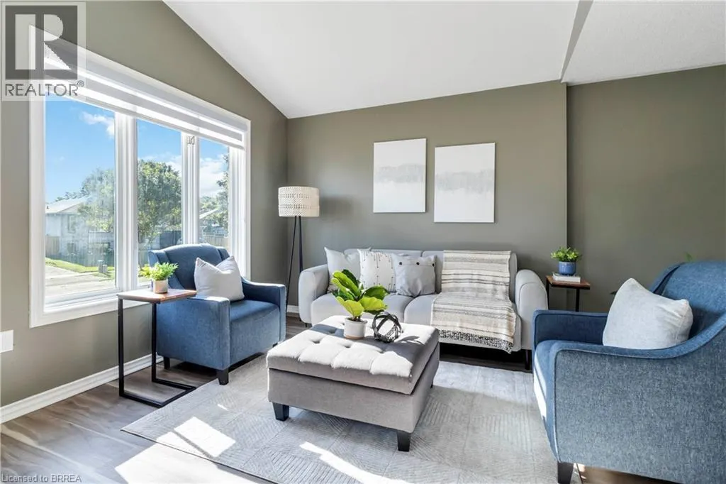 5 CORK Crescent