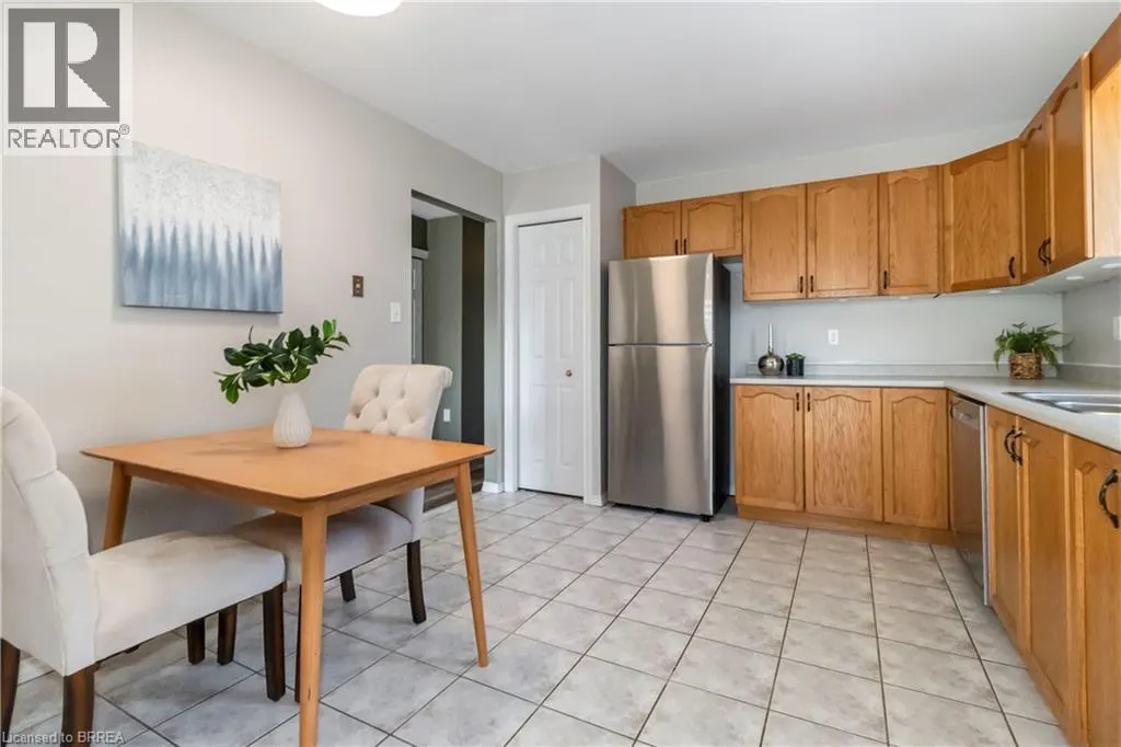5 CORK Crescent
