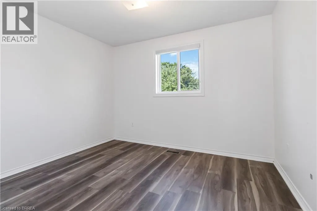 5 CORK Crescent