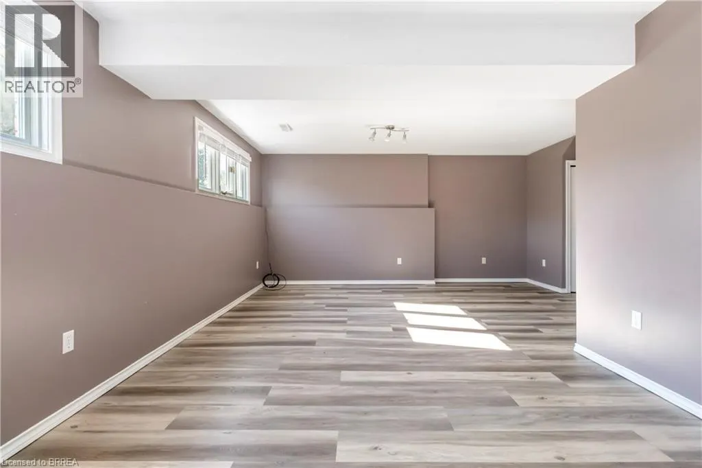 5 CORK Crescent