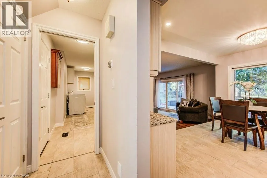 466 KINGSFORD Place
