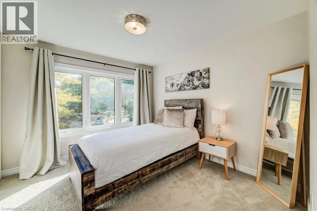 466 KINGSFORD Place