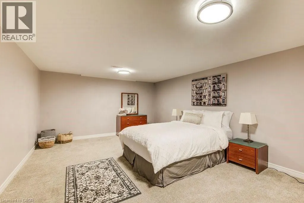 466 KINGSFORD Place