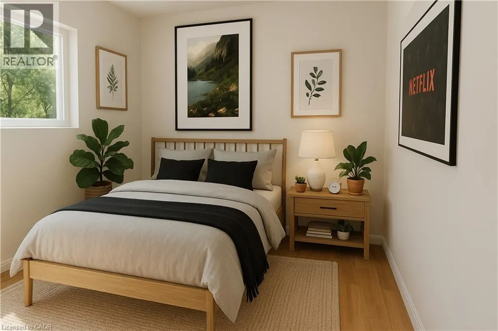 215 RAGLAN Street Unit# 2, #2