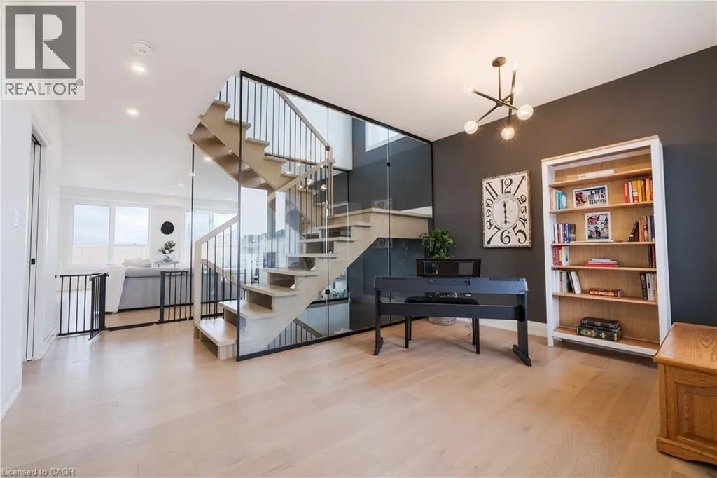 81 HOMESTEAD Way