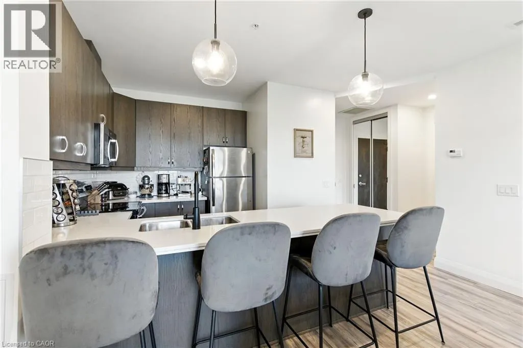 118 KING Street E Unit# 523, #523