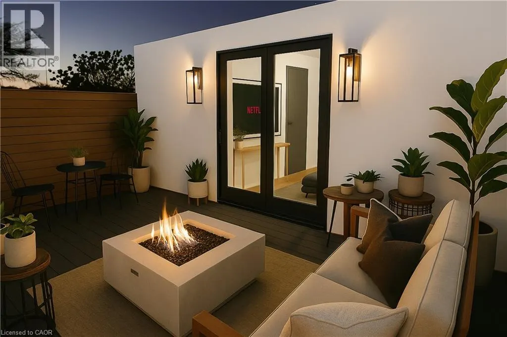 215 RAGLAN Street Unit# 3, #3