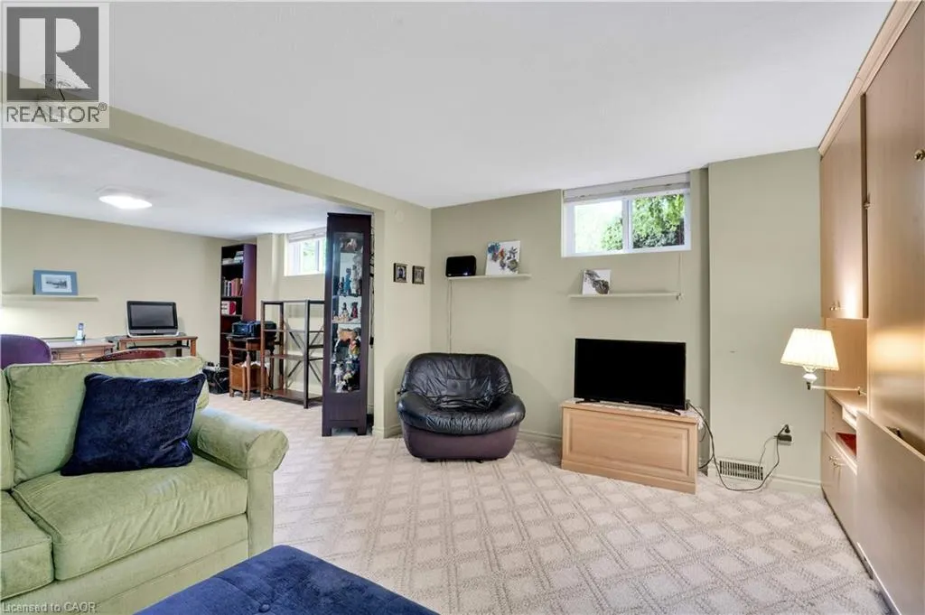 310 DALESIDE Place