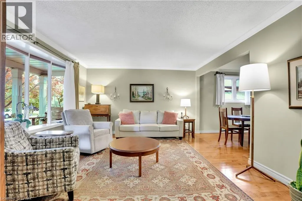 310 DALESIDE Place