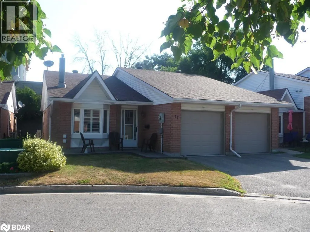 696 KING Street Unit# 17, #17