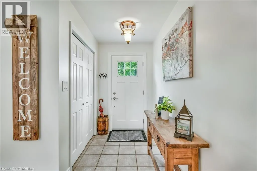 8 BEACH Road