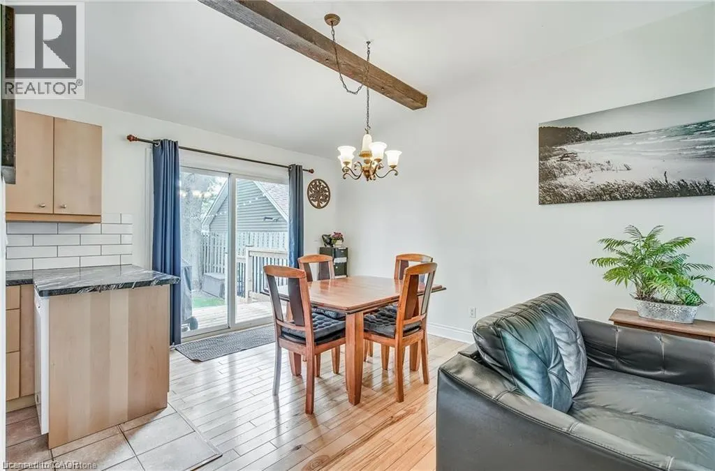 8 BEACH Road