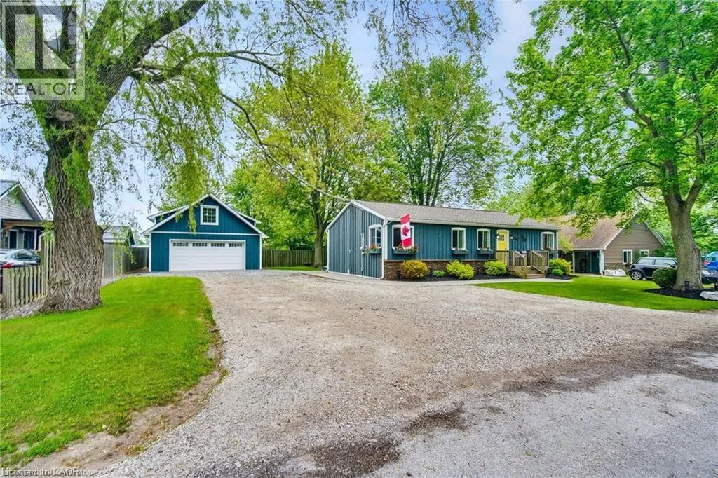 8 BEACH Road