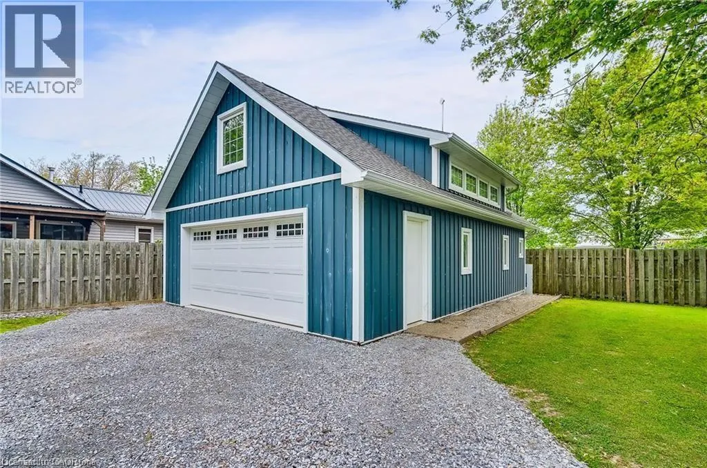 8 BEACH Road