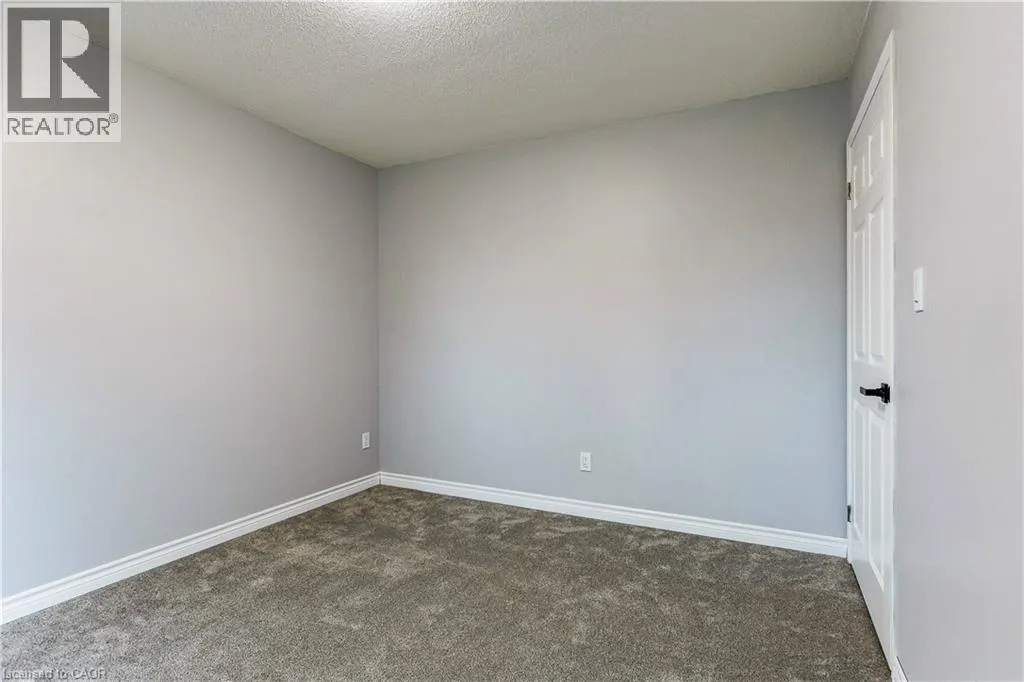 1030 COLBORNE Street E Unit# 20, #20