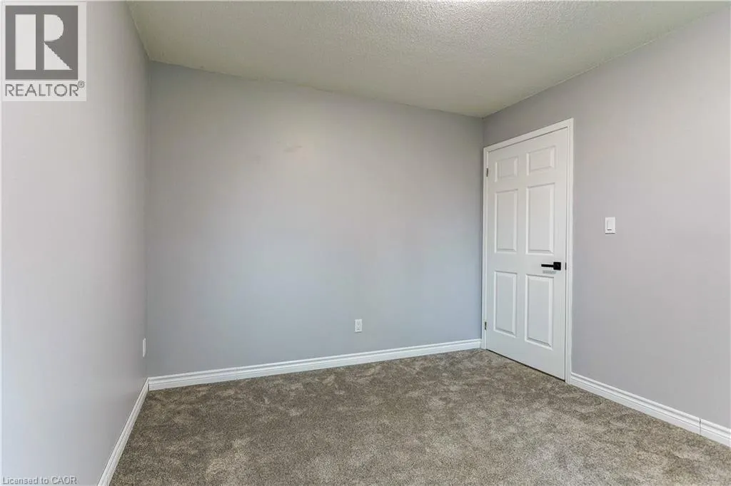 1030 COLBORNE Street E Unit# 20, #20