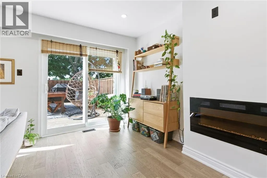 4201 LONGMOOR Drive Unit# 6, #6
