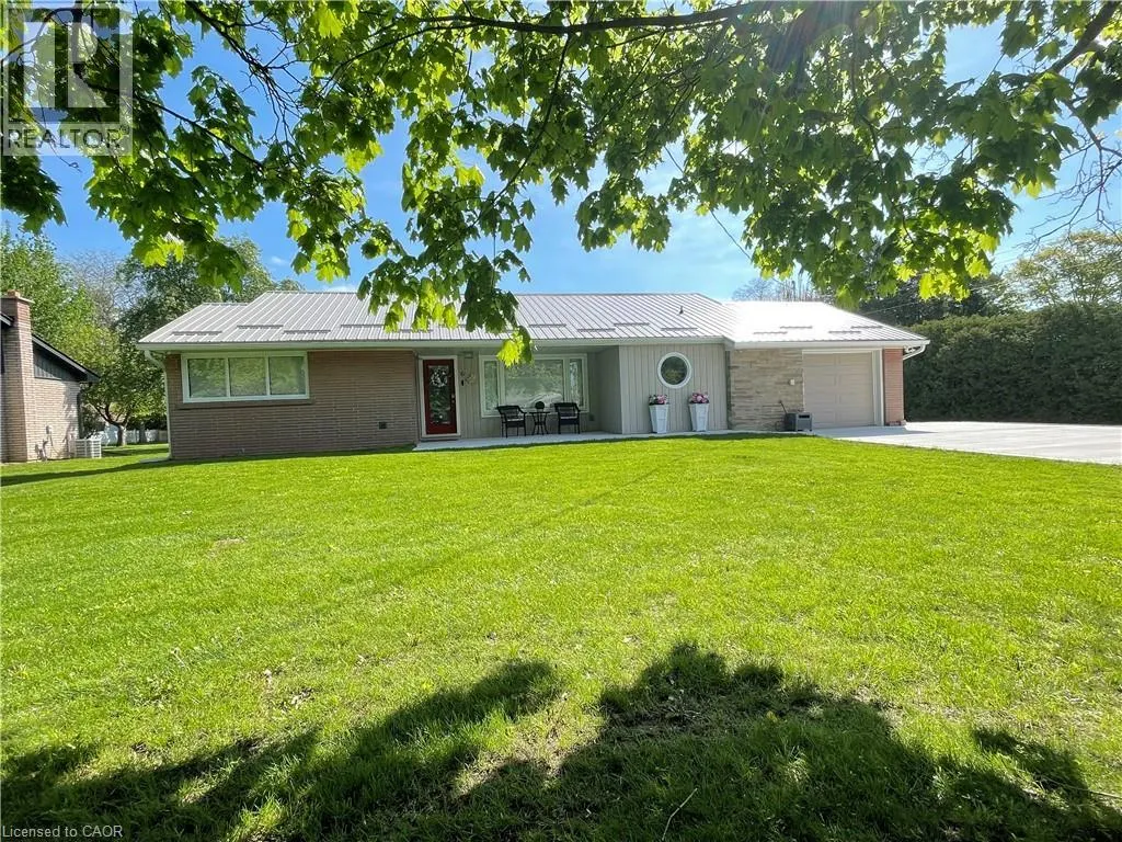 6 RYERSE Crescent