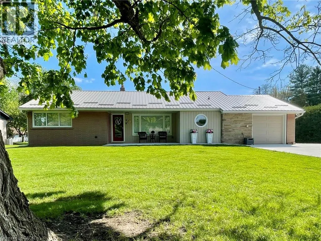 6 RYERSE Crescent