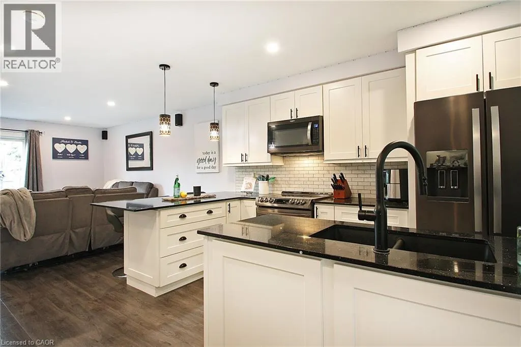 410 PIONEER Drive Unit# 6, #6