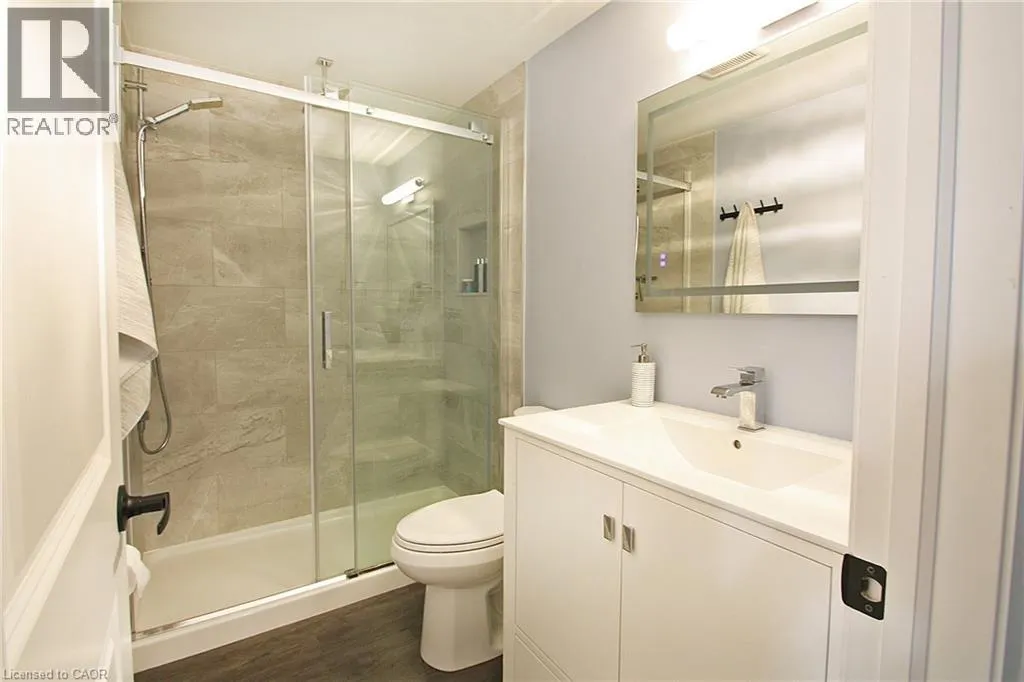 410 PIONEER Drive Unit# 6, #6