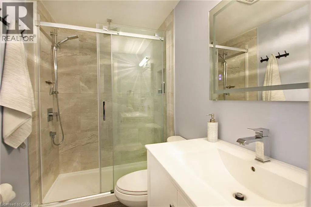410 PIONEER Drive Unit# 6, #6