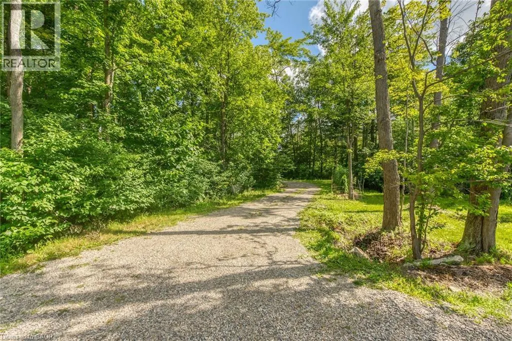 352 MOULTON-AIKEN Road