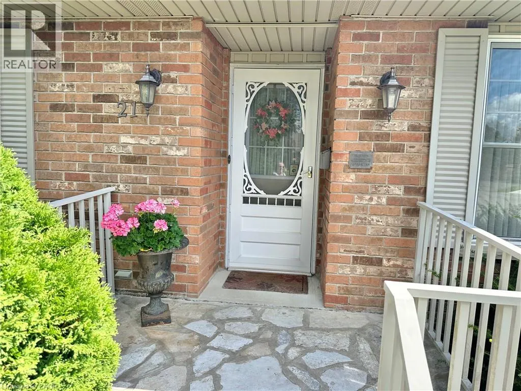 21 WEMBLEY Court