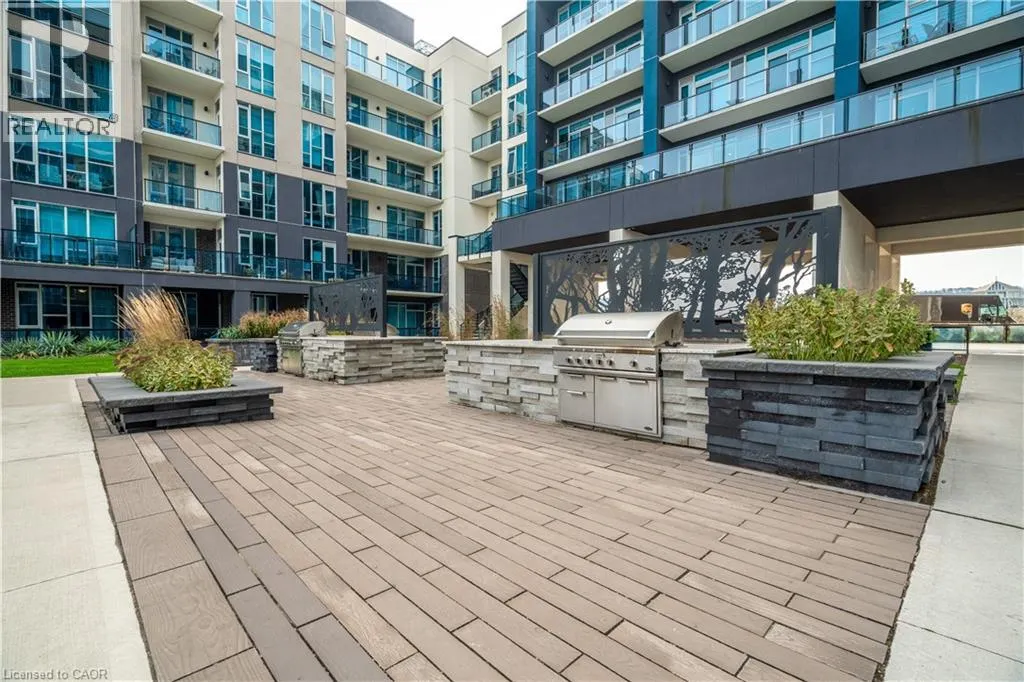 16 CONCORD Place Unit# 426, #426