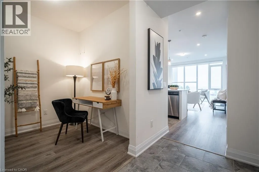 16 CONCORD Place Unit# 426, #426