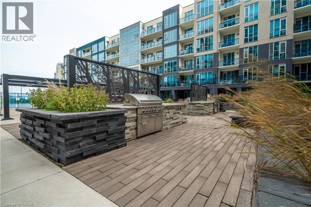 16 CONCORD Place Unit# 426, #426