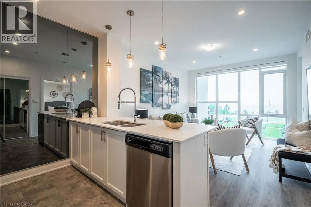 16 CONCORD Place Unit# 426, #426