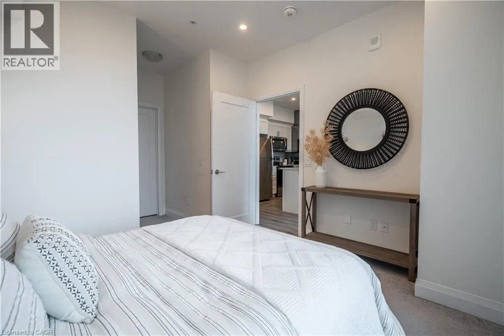 16 CONCORD Place Unit# 426, #426