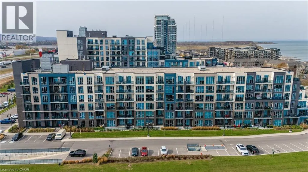 16 CONCORD Place Unit# 426, #426