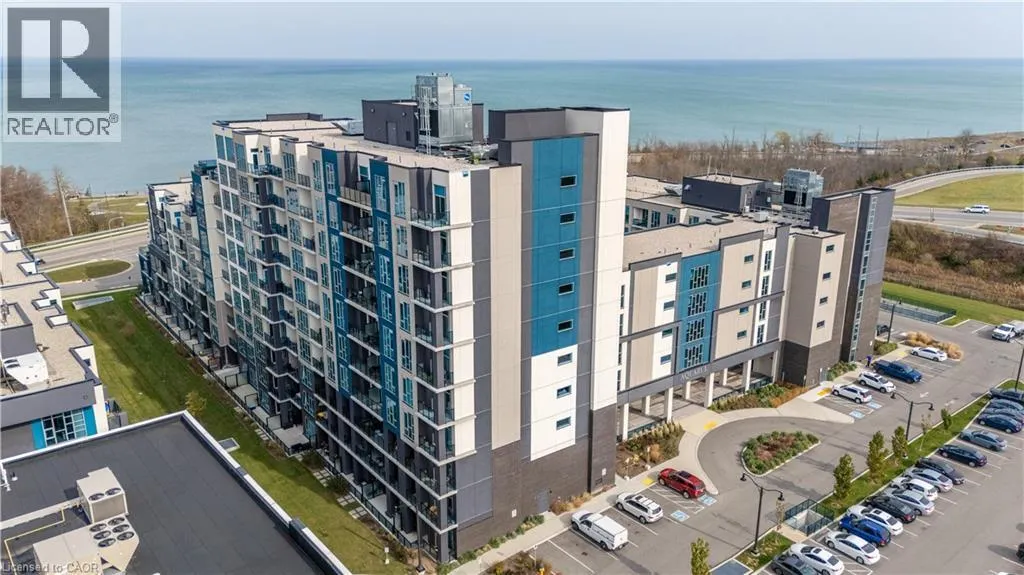 16 CONCORD Place Unit# 426, #426