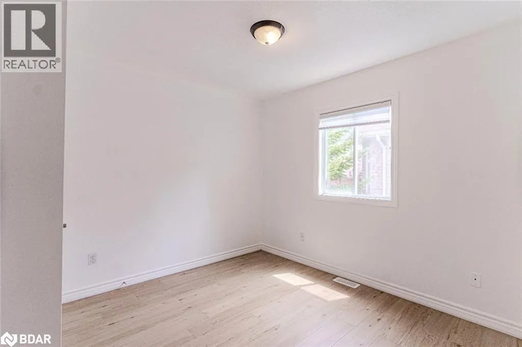 32 54TH STREET SOUTH Unit# Upper, #Upper