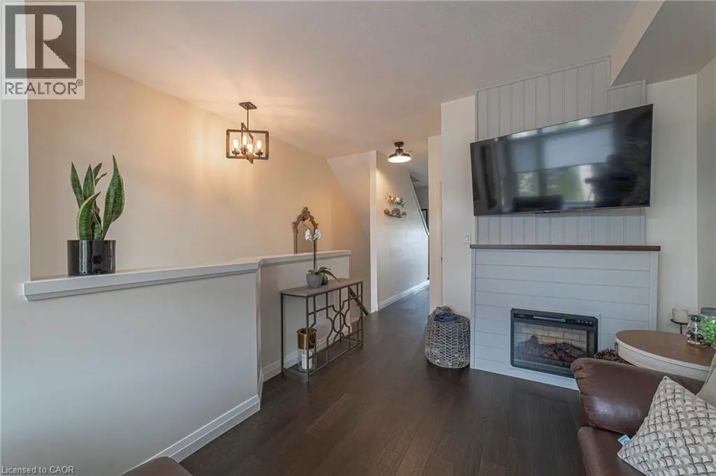 35 MIDHURST Heights Unit# 40, #40