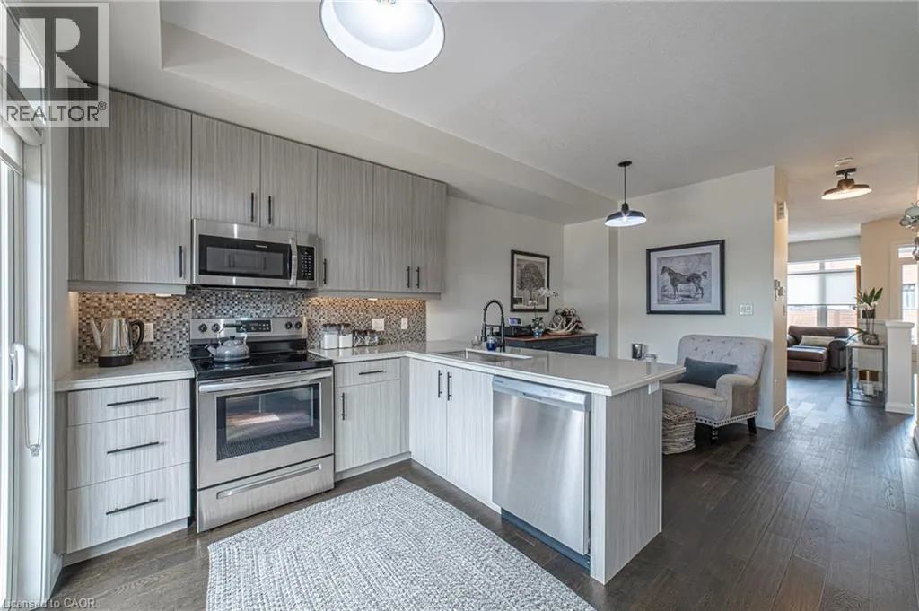 35 MIDHURST Heights Unit# 40, #40