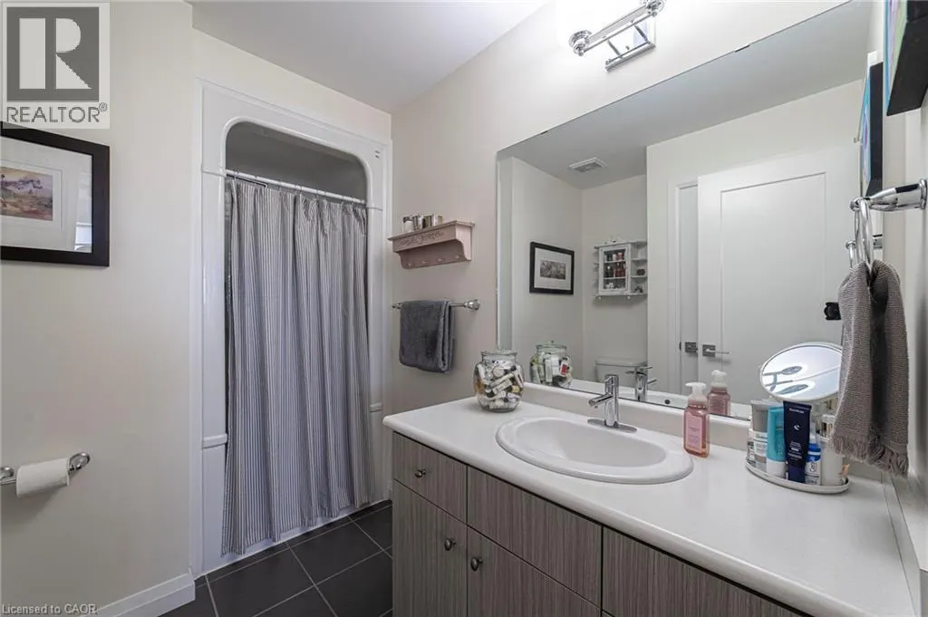 35 MIDHURST Heights Unit# 40, #40