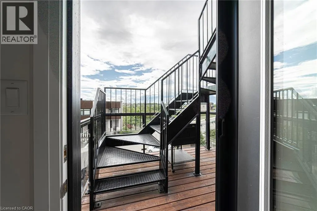 35 MIDHURST Heights Unit# 40, #40