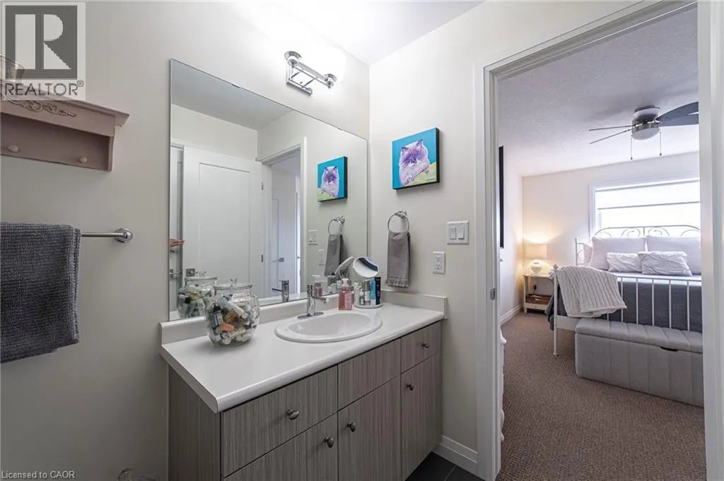 35 MIDHURST Heights Unit# 40, #40