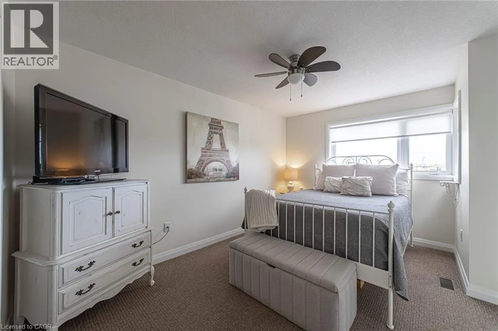 35 MIDHURST Heights Unit# 40, #40